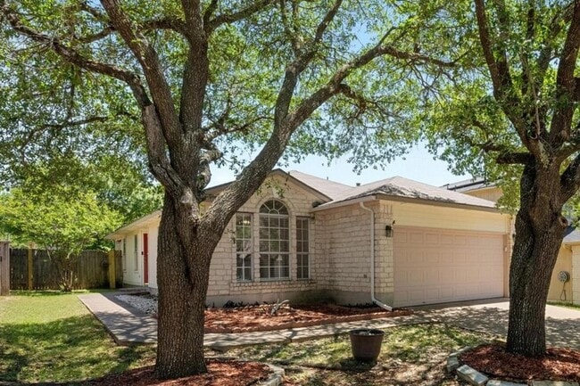 Building Photo - 17505 Bishopsgate Dr