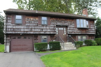 Building Photo - 122 Batterson Dr