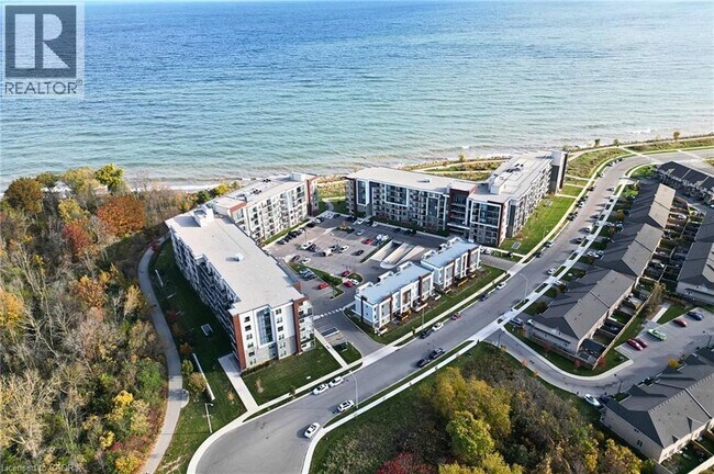 Photo du bâtiment - 125 Shoreview Pl