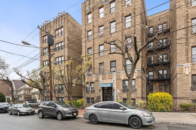 Foto del edificio - 270 Harrison Ave