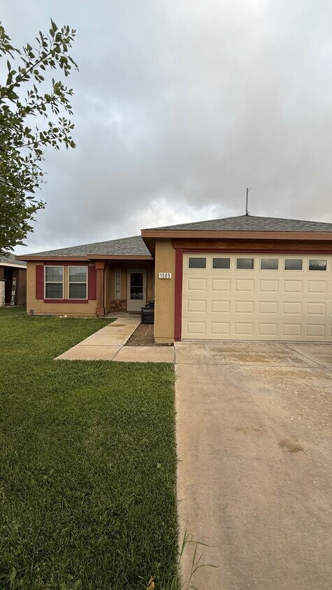 Foto principal - 1505 W Frog Leap Ct