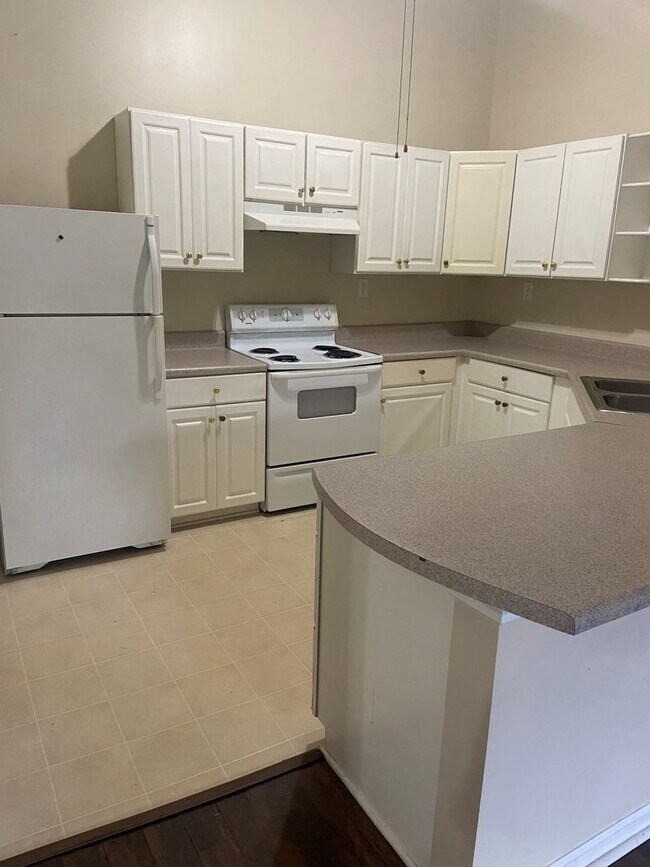 Building Photo - Wexford Condominiums, Anderson, SC