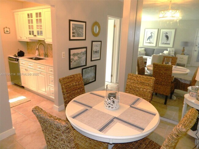 Foto del edificio - 624 Orton Ave