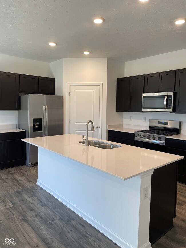 Foto del edificio - 61 Wilkins St