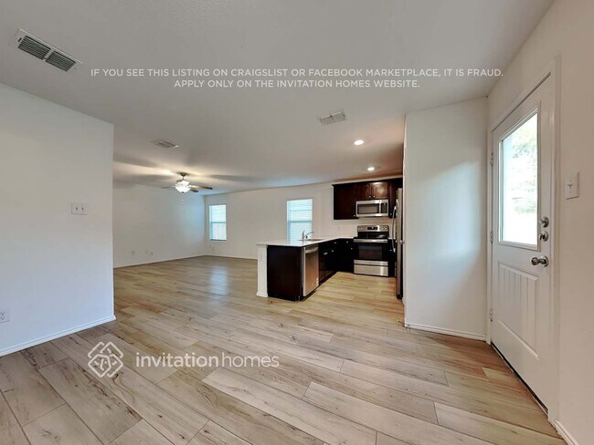 Building Photo - 10637 Sewell Cir