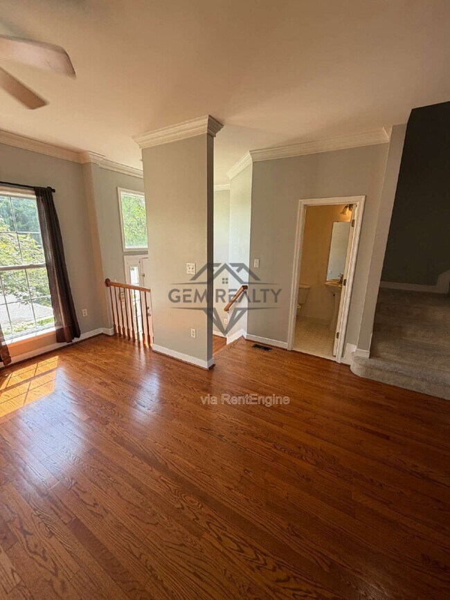Foto del edificio - 3318 Broker Ln
