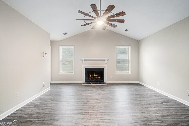 Foto del edificio - 1238 McPherson Ln
