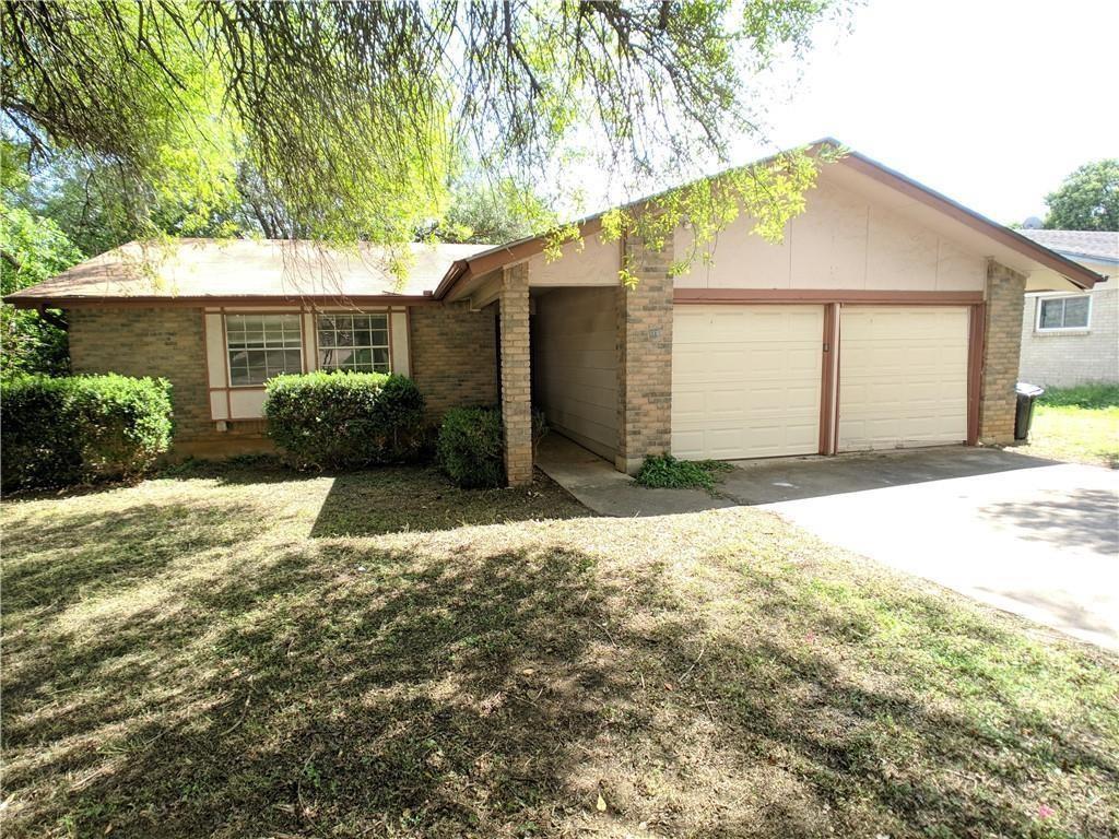 Primary Photo - 521 Chisholm Valley Dr