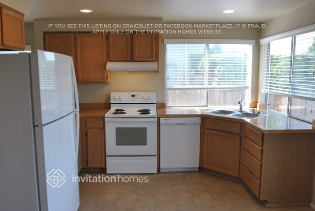 Building Photo - 1038 SW 348th Pl