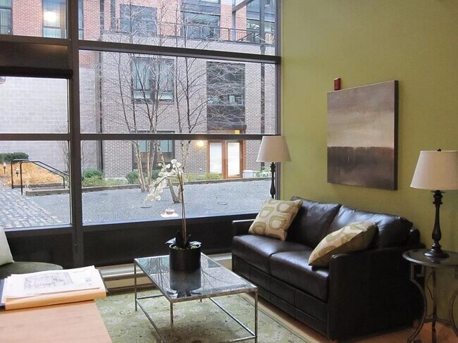 Foto del edificio - 251 Heath St