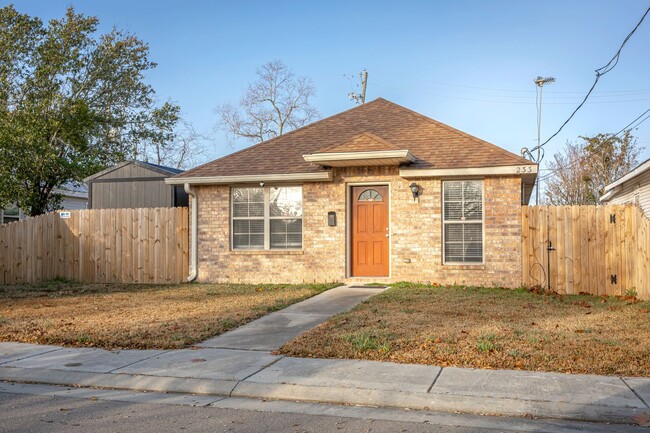 Foto del edificio - 3 Bedroom 2 Bath Home Biloxi