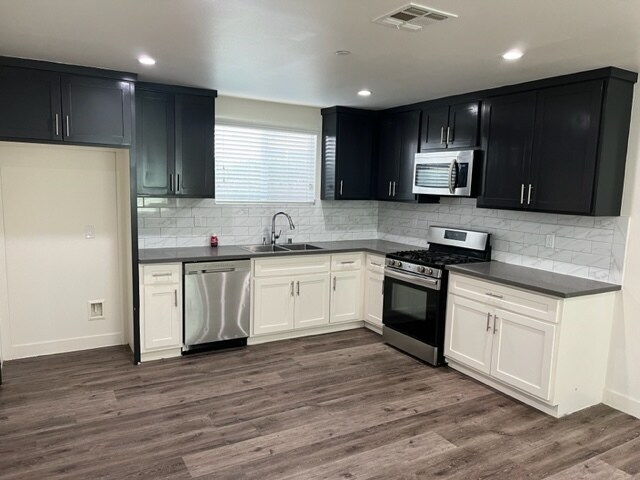 Foto del edificio - 5872 Towne Ave