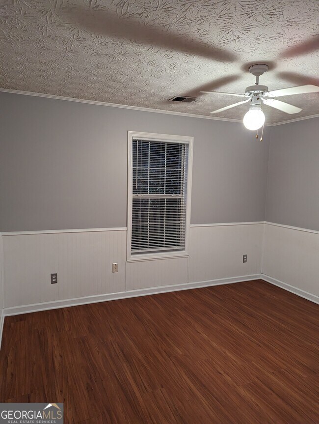 Building Photo - 5147 Allison Way NE