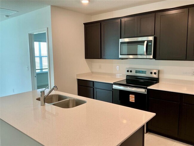 Foto del edificio - 3786 Benham Rise Rd
