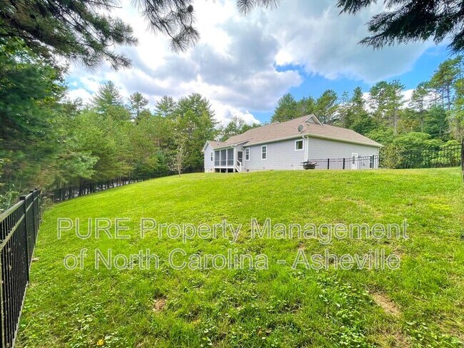 Building Photo - 158 Scenic Ridge Dr