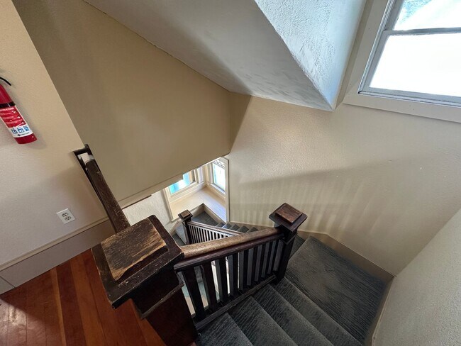 Foto del edificio - MOVE IN SPECIAL! 3 Bed 1 Bath Home close t...