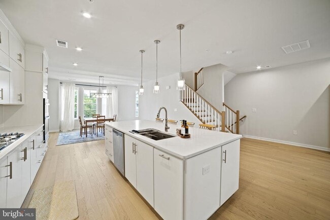 Building Photo - 7546 Sawyer Farm Wy