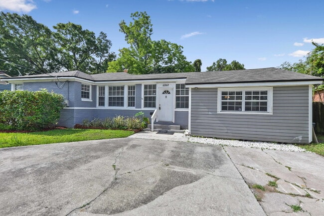 Building Photo - Renovated 3-Bedroom Home in the Heart of Murray Hill!