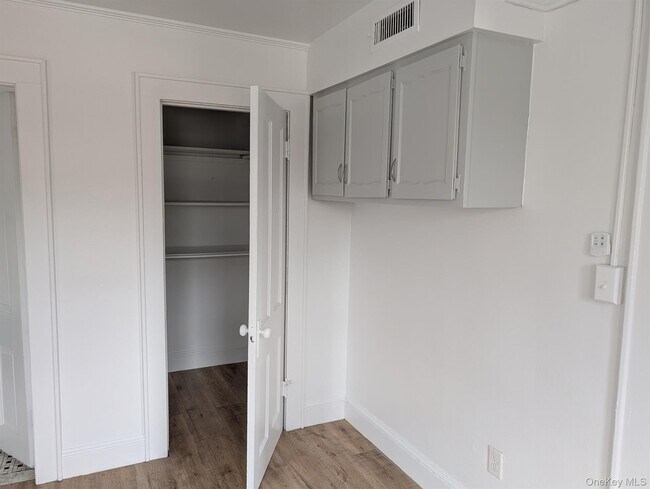 Foto del edificio - 250 Main St