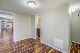 Building Photo - 1809 W Sidnor St