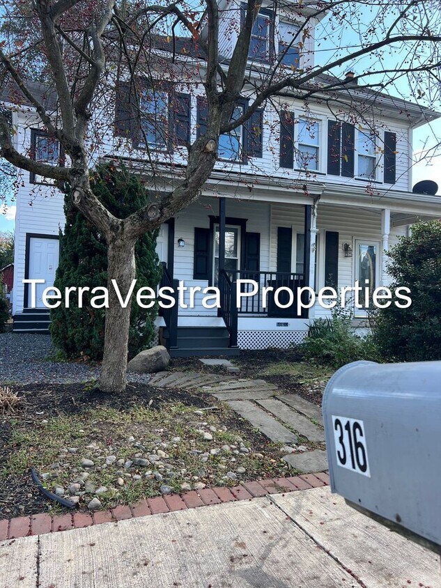 Foto principal - 3 Bed Single Family in Elmer! Eligible for $500 Security Deposit.