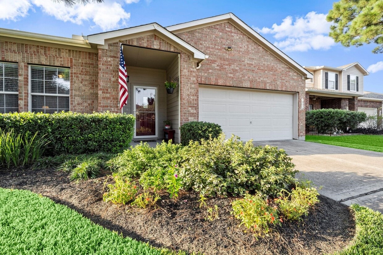 Foto principal - 19510 Majestic Landing Ln