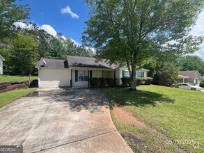 Building Photo - 6317 Amberly Rd