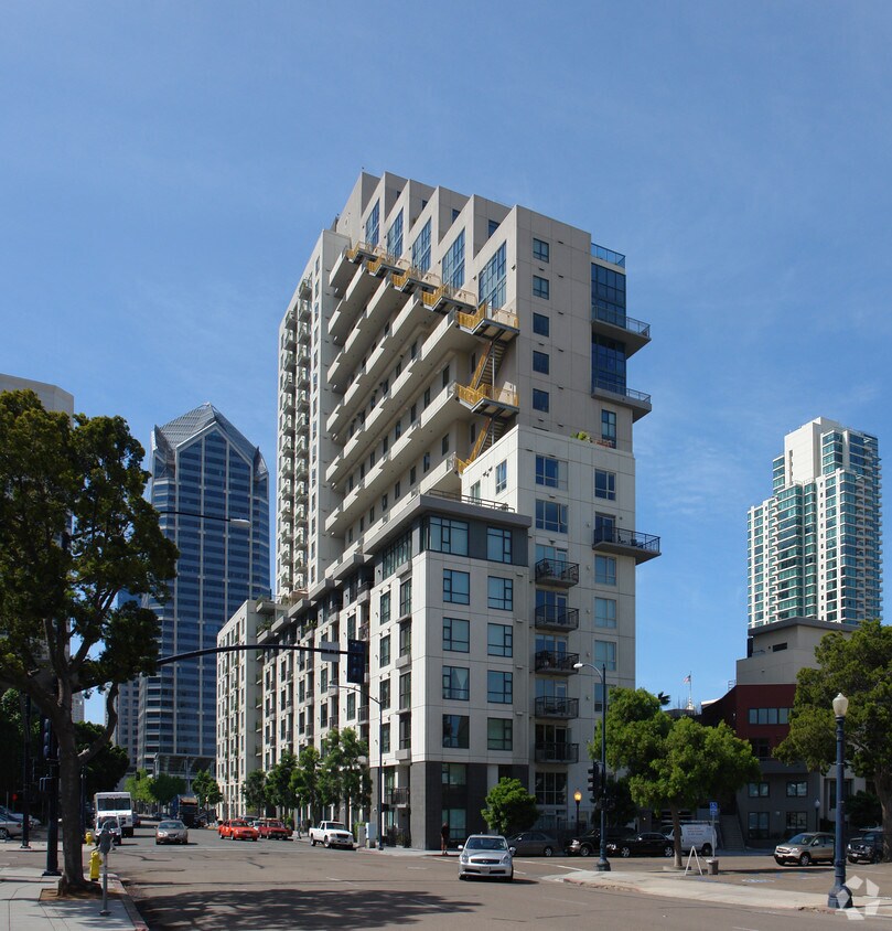 Building Photo - TREO at Kettner