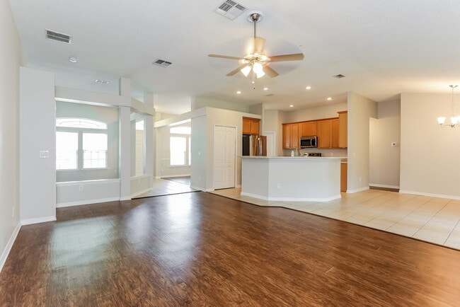 Building Photo - 2392 Watermill Dr