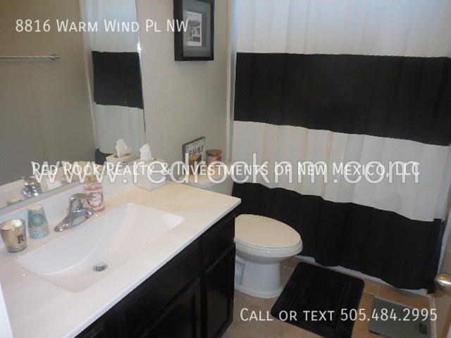 Foto del edificio - 3BD/2.5BA home in NW Albuquerque!