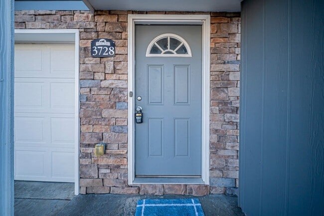 Building Photo - Please View 3D Virtual Walk-Through Before Scheduling a Showing