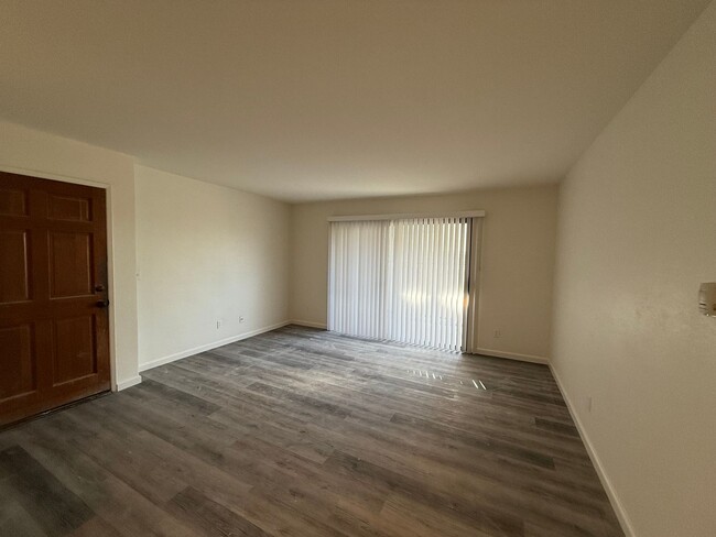 Foto del edificio - Just Updated Beautiful Quail Meadows Downs...