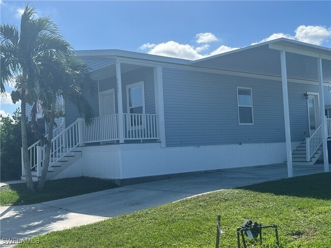 Building Photo - 4685 Fiji Ln