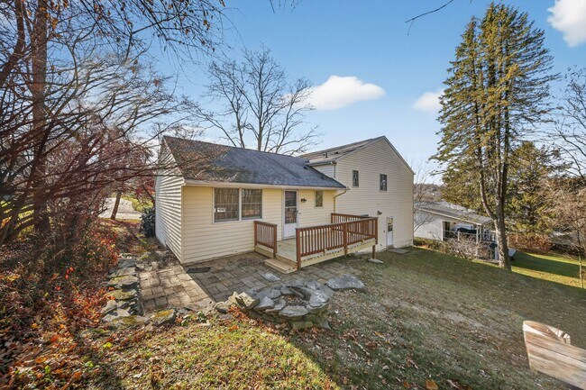 Foto del edificio - 203 Sumner Ave