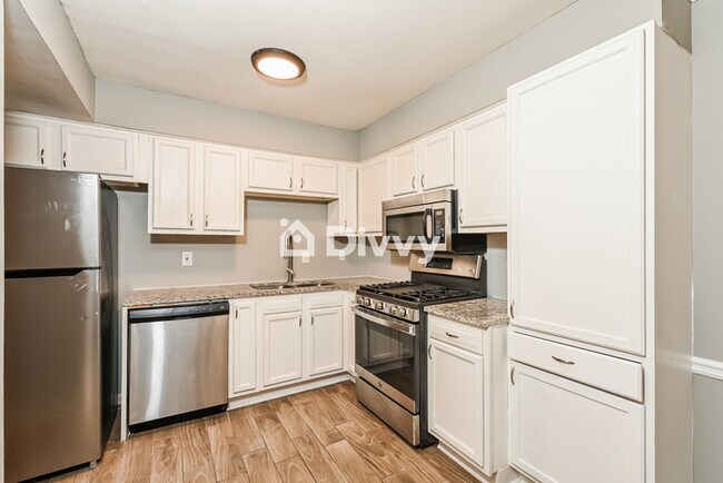 Building Photo - 867 Heritage Oaks Dr, Stone Mountain, GA 3...