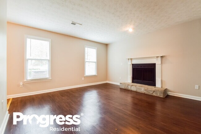 Building Photo - 835 Fox Valley Dr