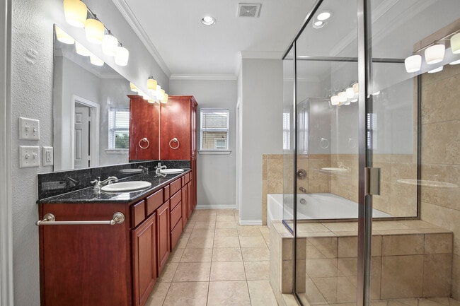 Foto del edificio - 3119 Cedar Plaza Ln #303
