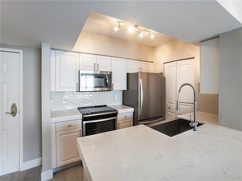 Foto del edificio - 1040 Seminole Dr