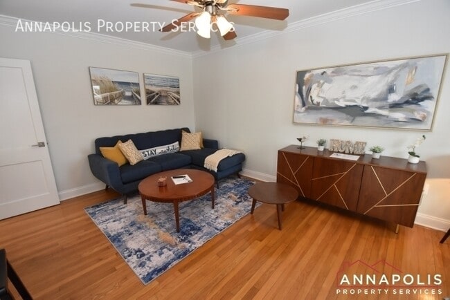 Foto del edificio - 1329 Washington Dr