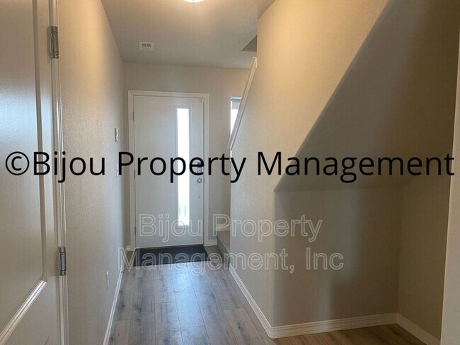 Foto del edificio - 4031 Jericho Loop