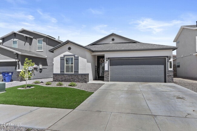 Building Photo - 12273 Desert Vista Ave