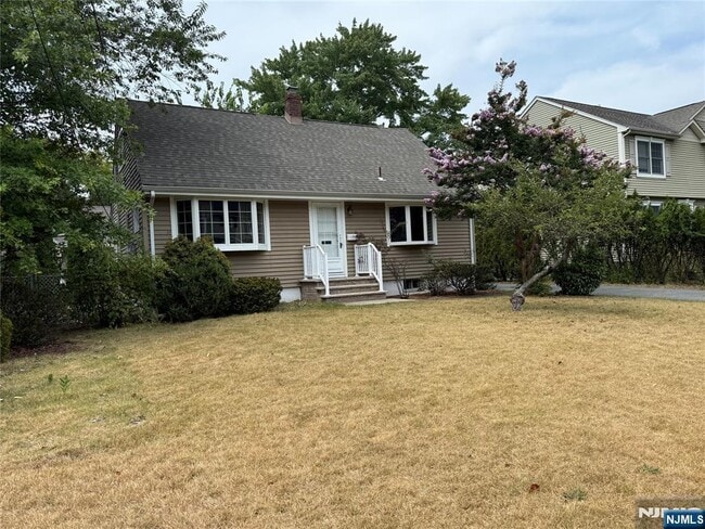 Building Photo - 447 Berkshire Rd