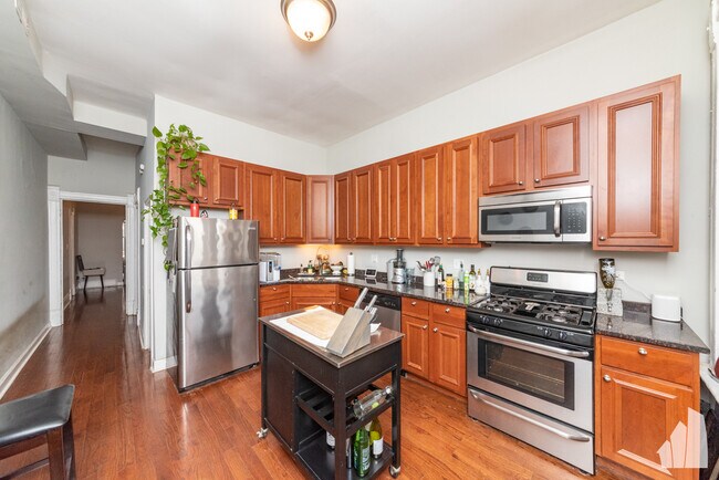 Foto del edificio - 1471 W Erie St