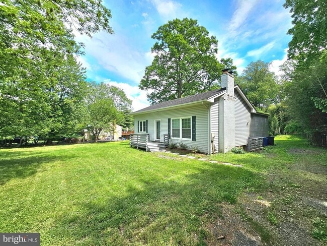 Building Photo - 317 Adahi Rd SE
