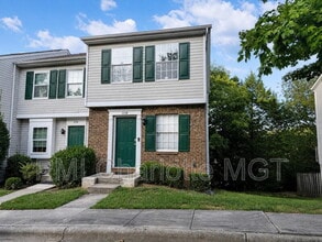 Building Photo - 654 Lex Dr