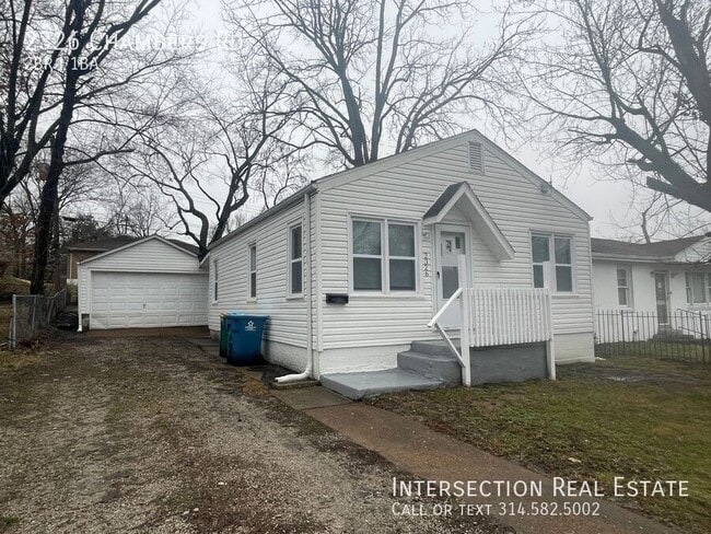 Photo - 2326 Chambers Rd House