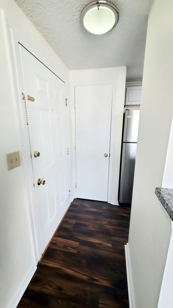 Building Photo - Updated condo across from UNCC!! Dont Miss...