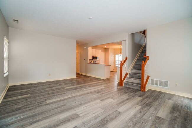 Foto del edificio - 7209 Upper Albany Dr