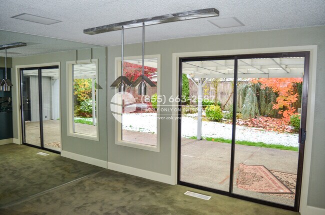 Foto del edificio - 14705 SE Eastgate Dr