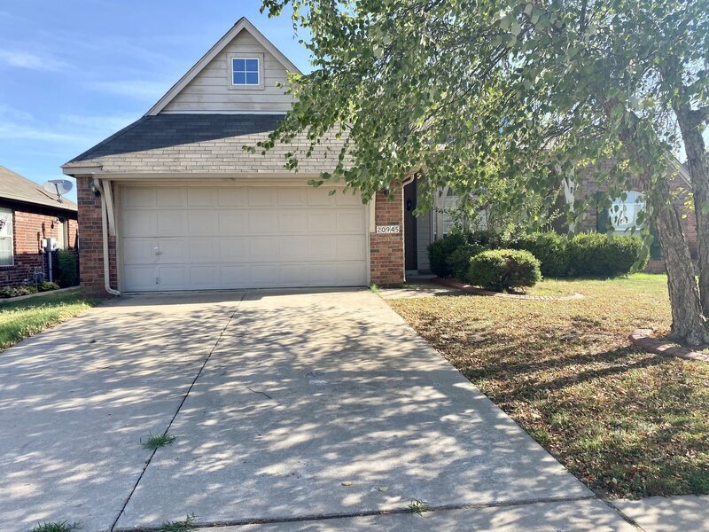 Foto principal - 20945 E 40th St S